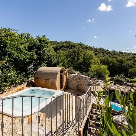 La Bastide D'edouard Hébergement de vacances *